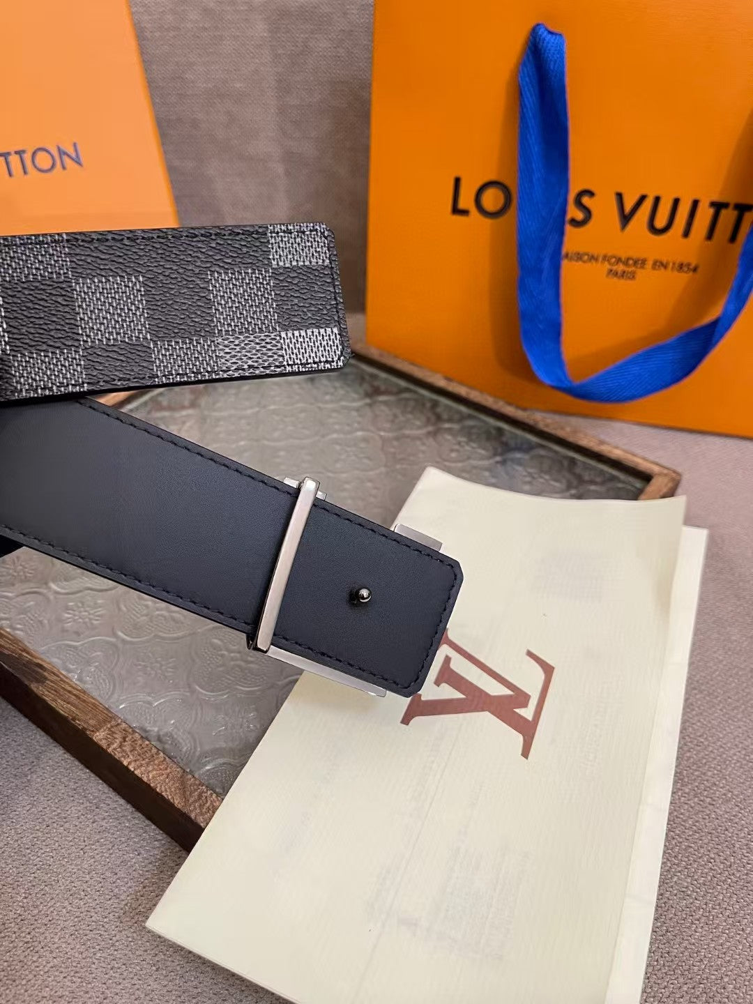 Double sided waist belt for men