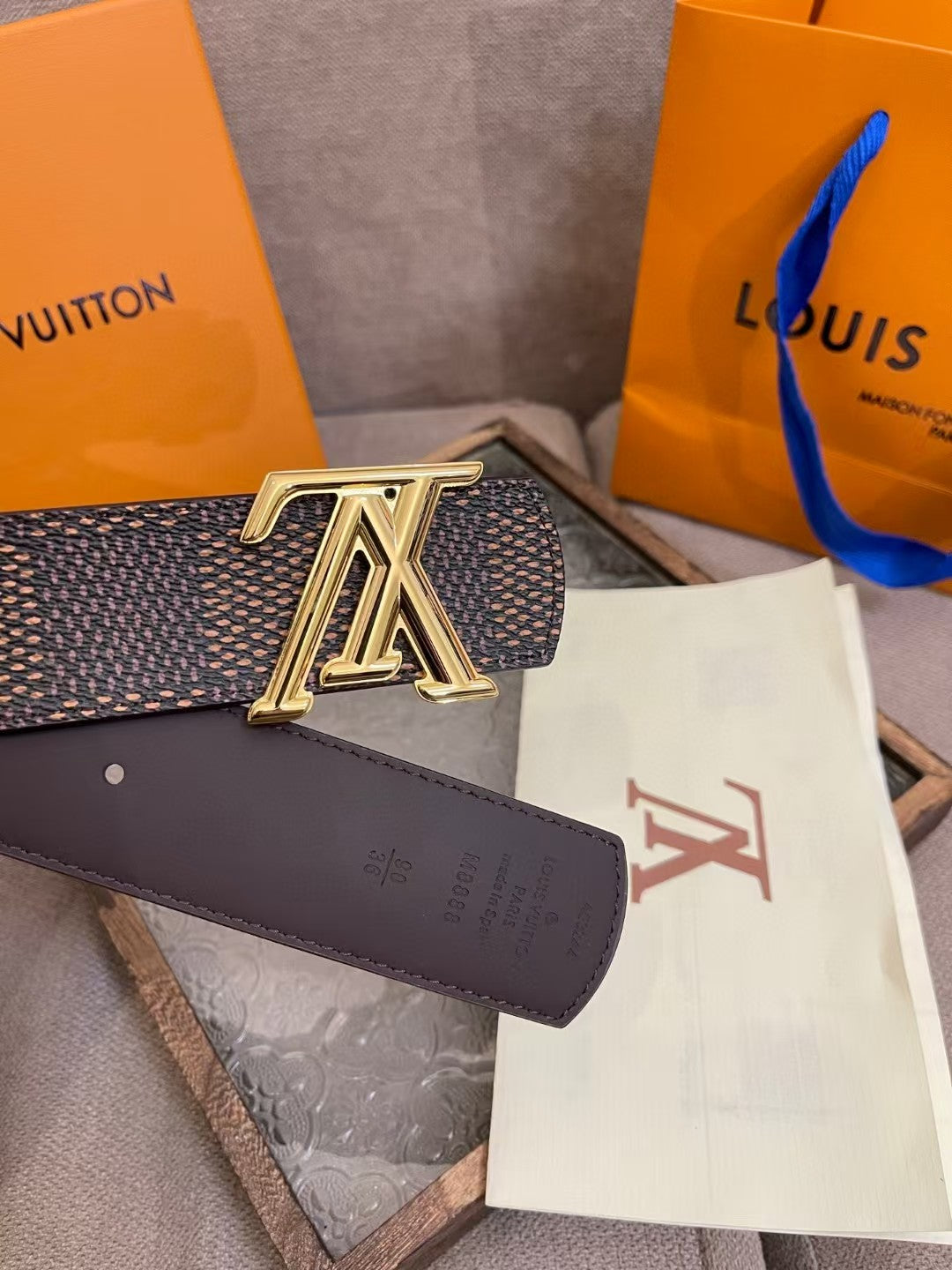 Double sided waist belt for men