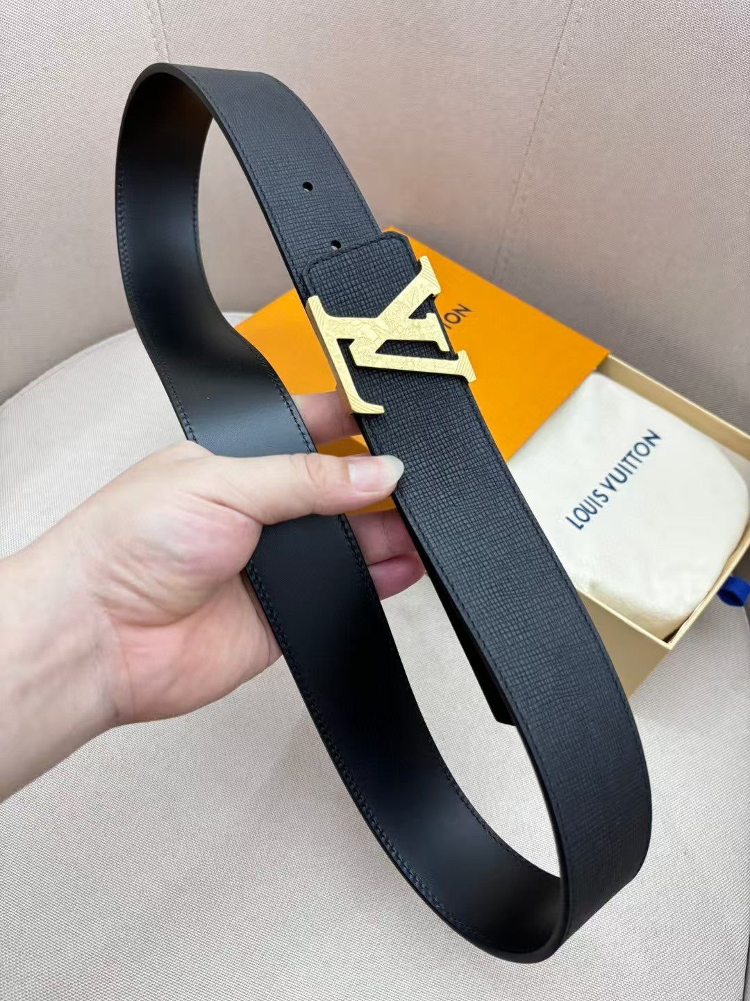 Double sided top layer cowhide men's belt