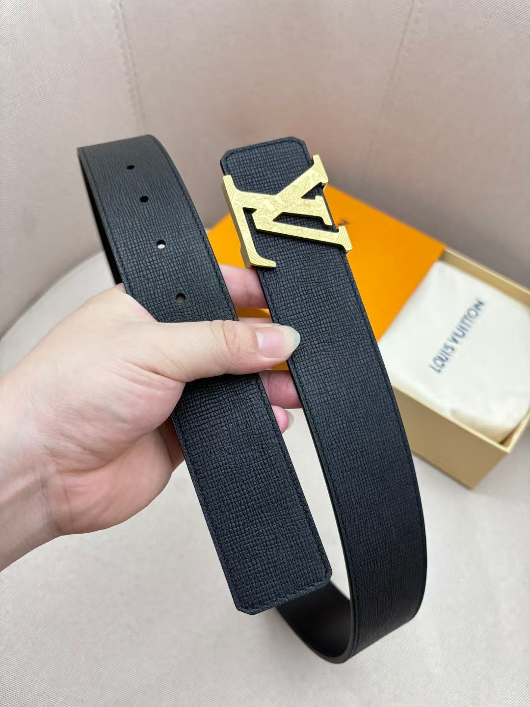 Double sided top layer cowhide men's belt