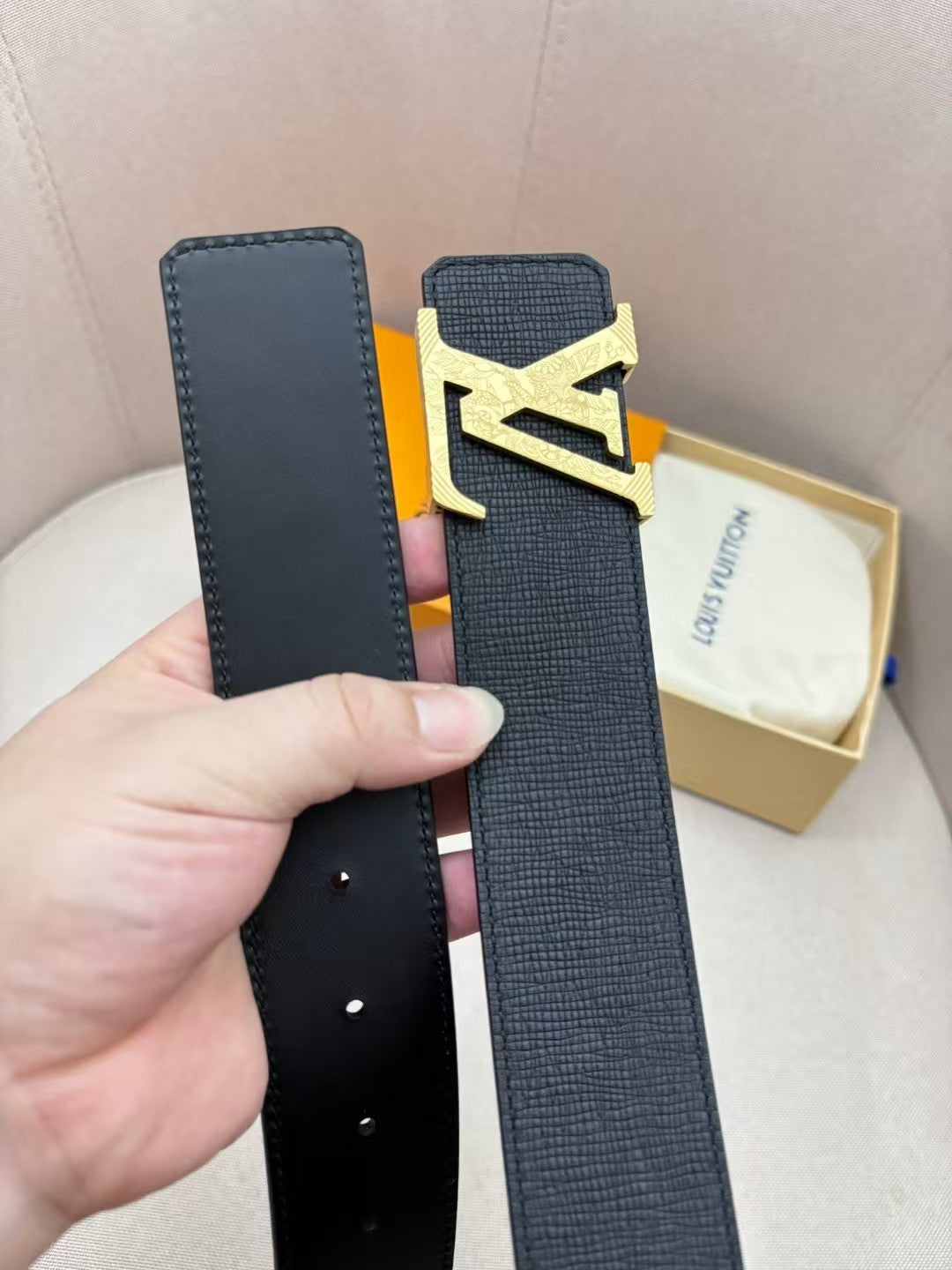 Double sided top layer cowhide men's belt
