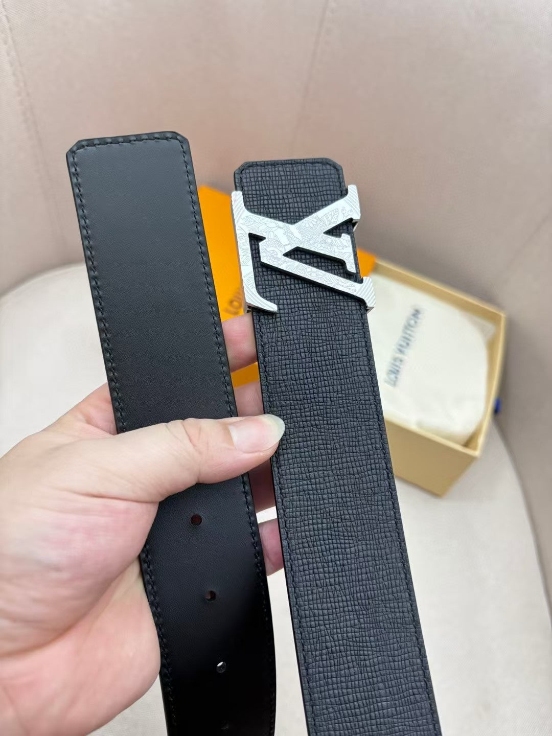Double sided top layer cowhide men's belt