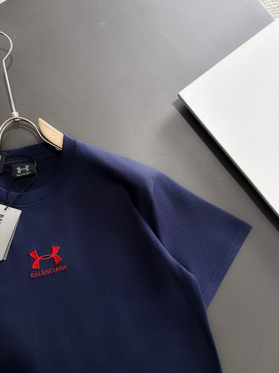 Embroidered new spring/summer T-shirt