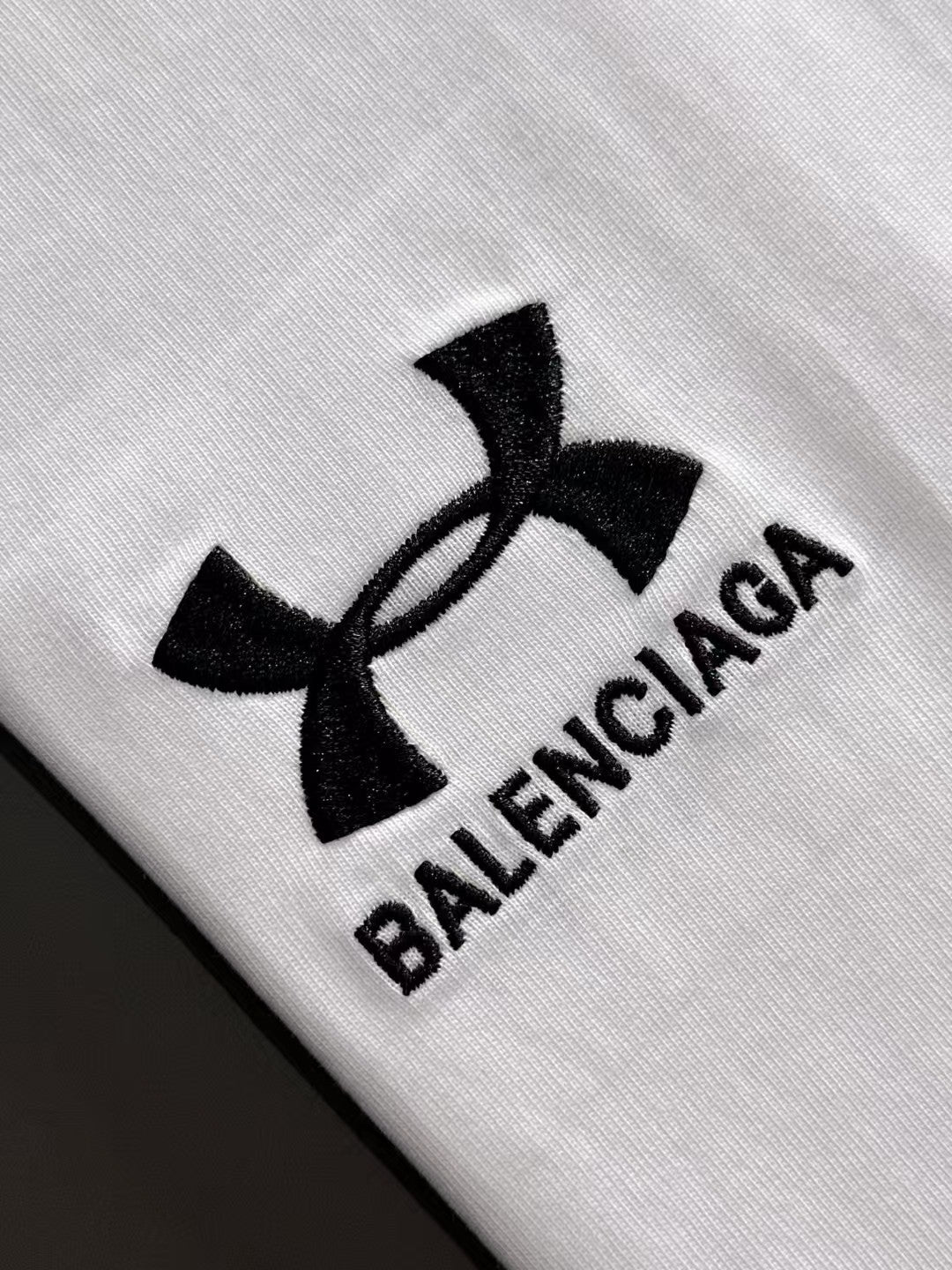 Embroidered new spring/summer T-shirt