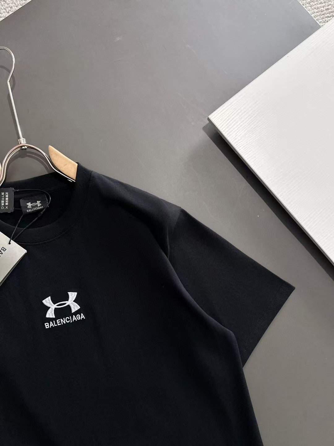 Embroidered new spring/summer T-shirt