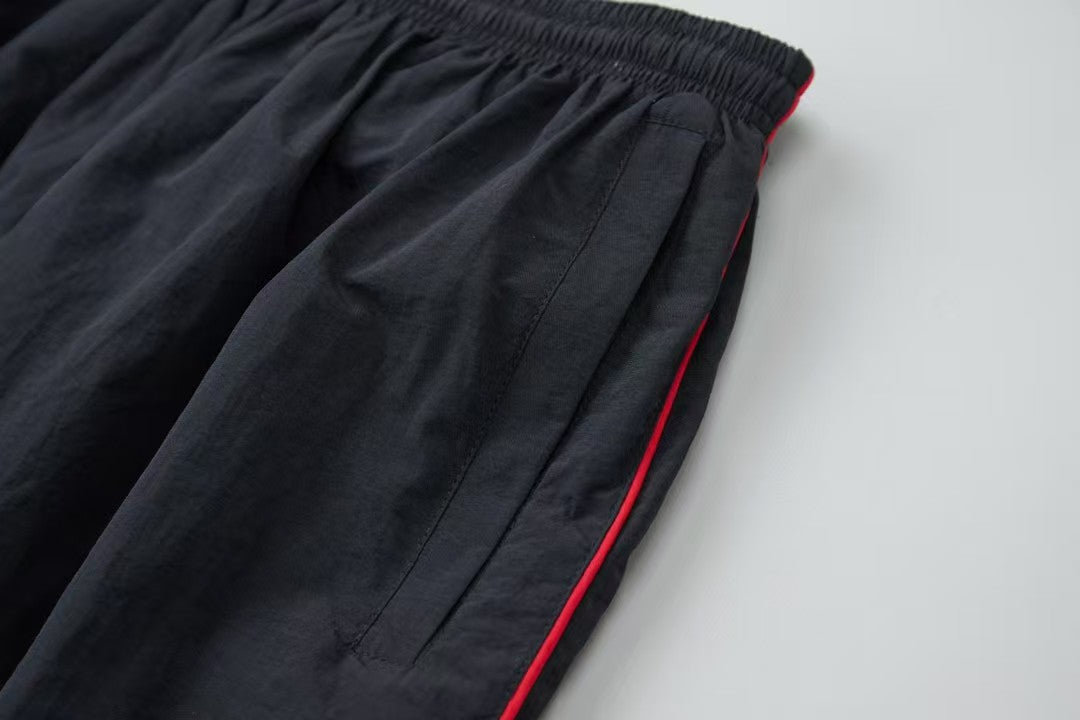 Embroidery sports suit