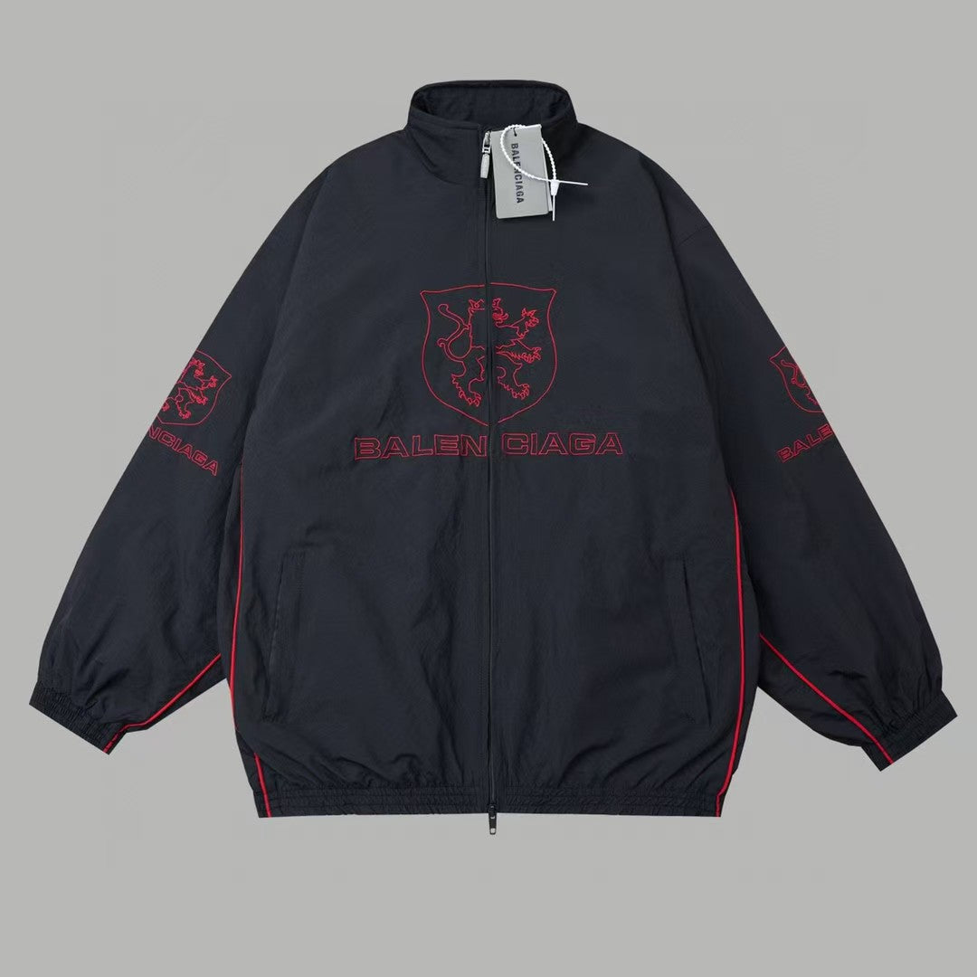 Embroidery sports suit