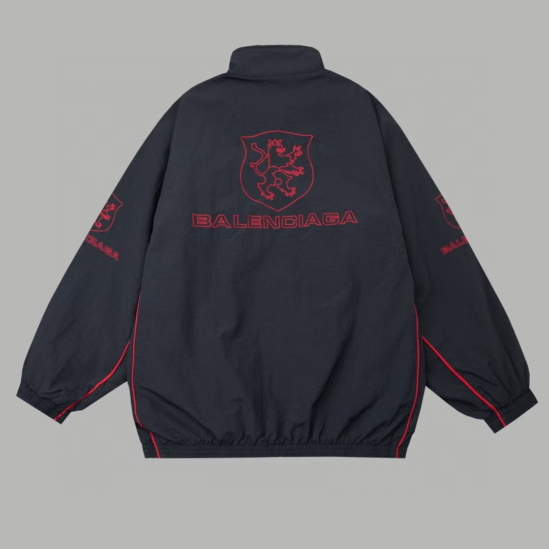 Embroidery sports suit