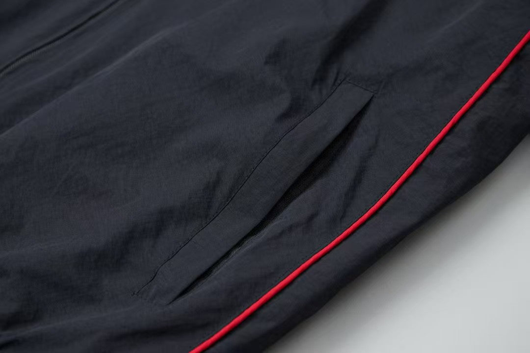 Embroidery sports suit