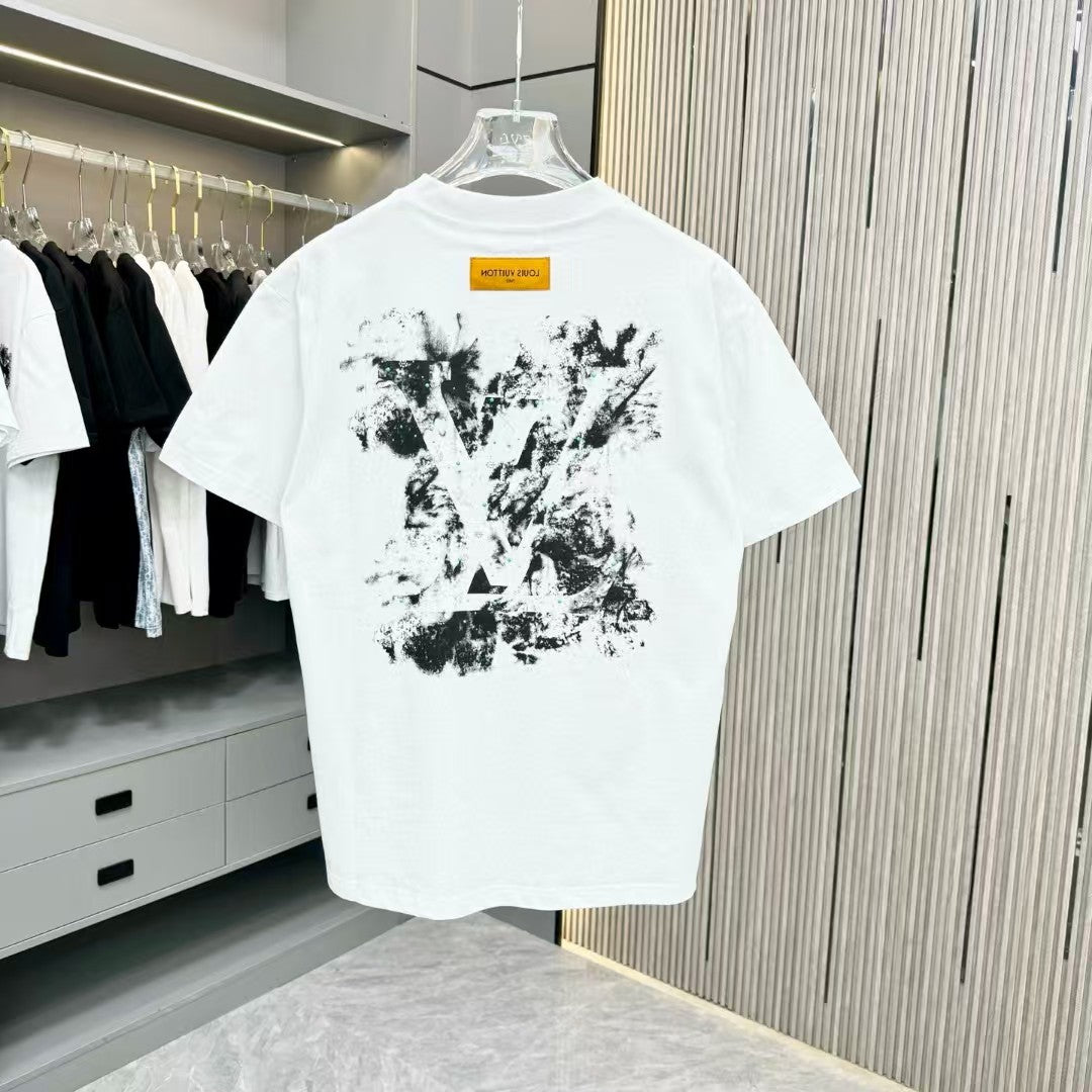 Spring and summer new round neck T-shirt