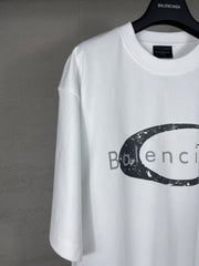 Cracked printed short sleeved T-shirt