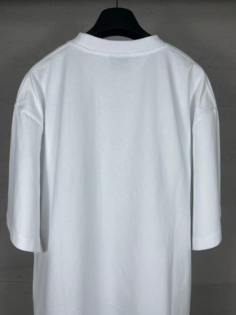 Cracked printed short sleeved T-shirt