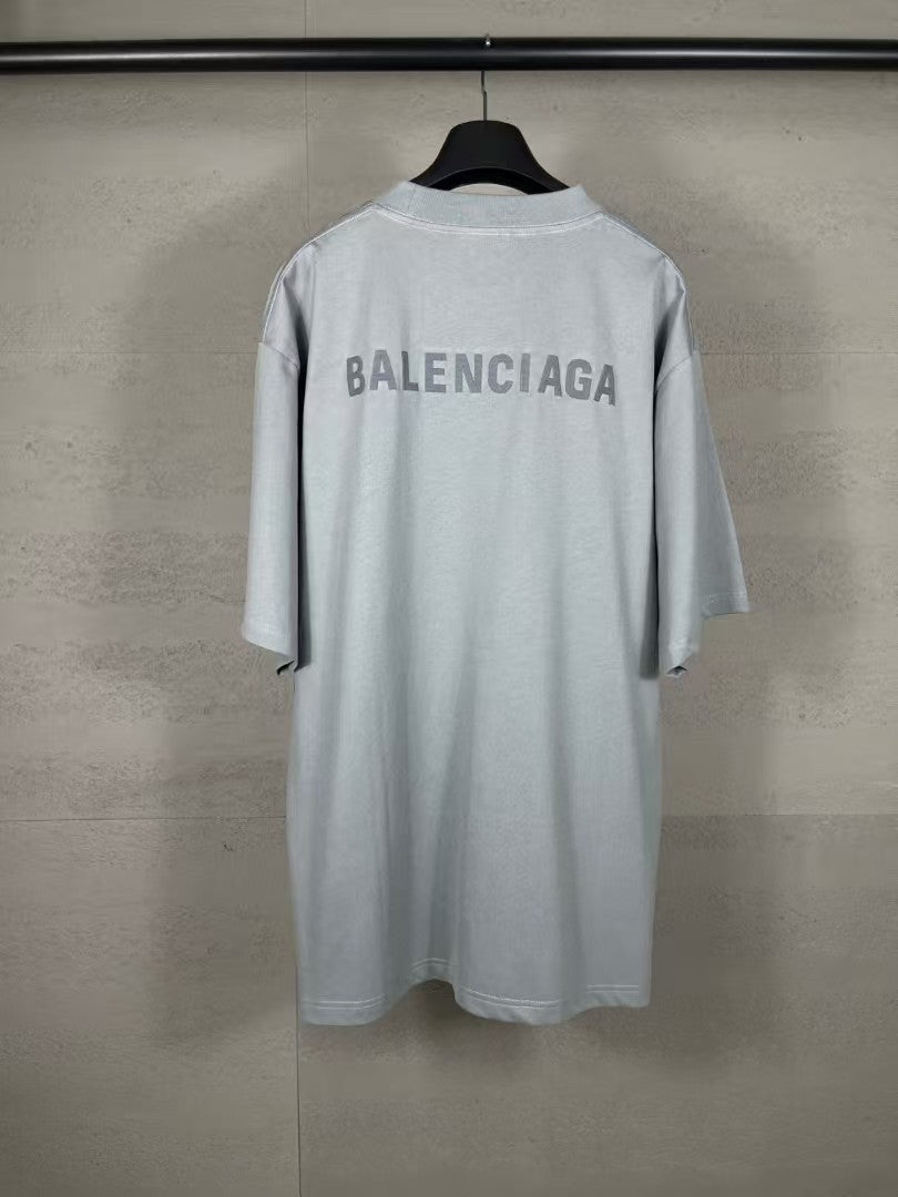 Classic letter embroidered short sleeved T-shirt