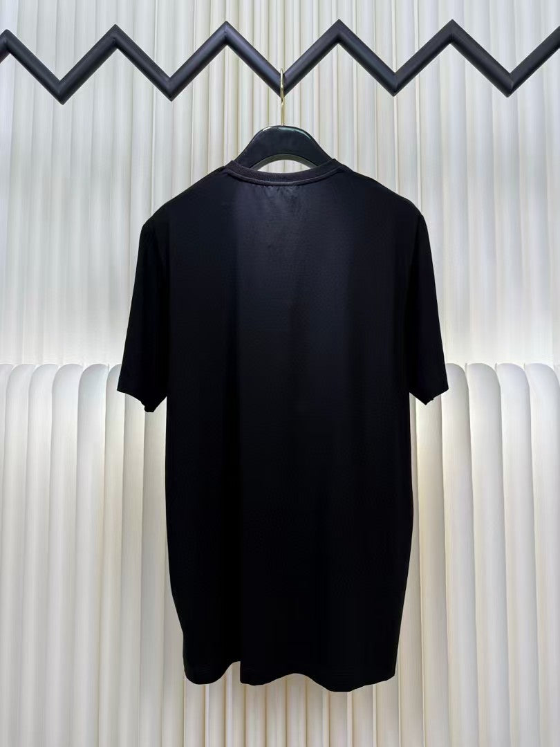 Embroidered short sleeved T-shirt