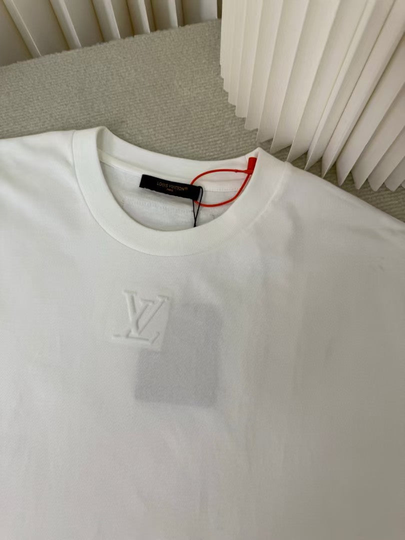 Logo embossed short sleeved T-shirt