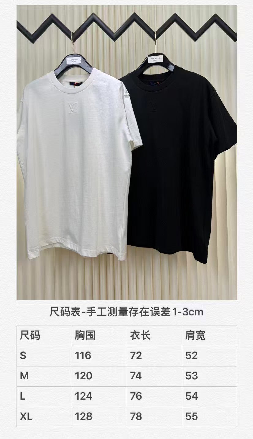 Logo embossed short sleeved T-shirt