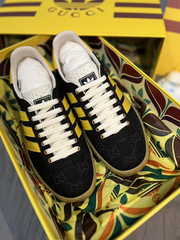 Man and woman Low Top Sneakers