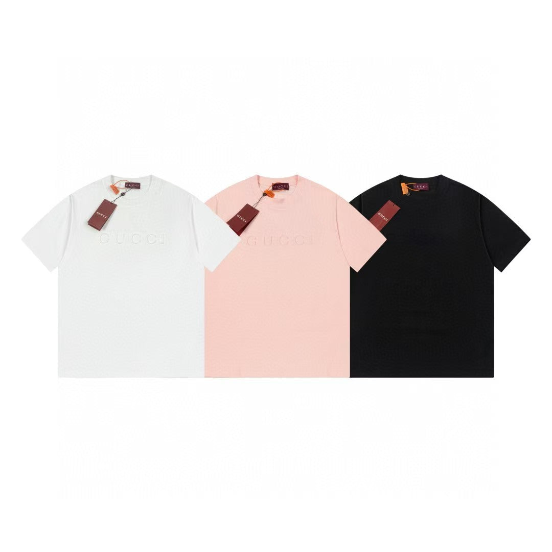 Embossed short sleeved T-shirt