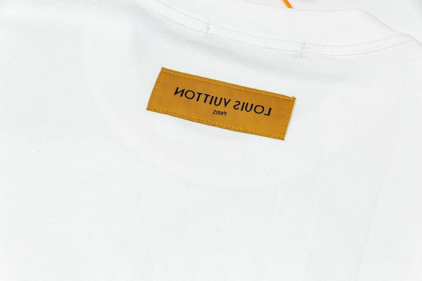 New Short Sleeve T-shirt with Color Bar