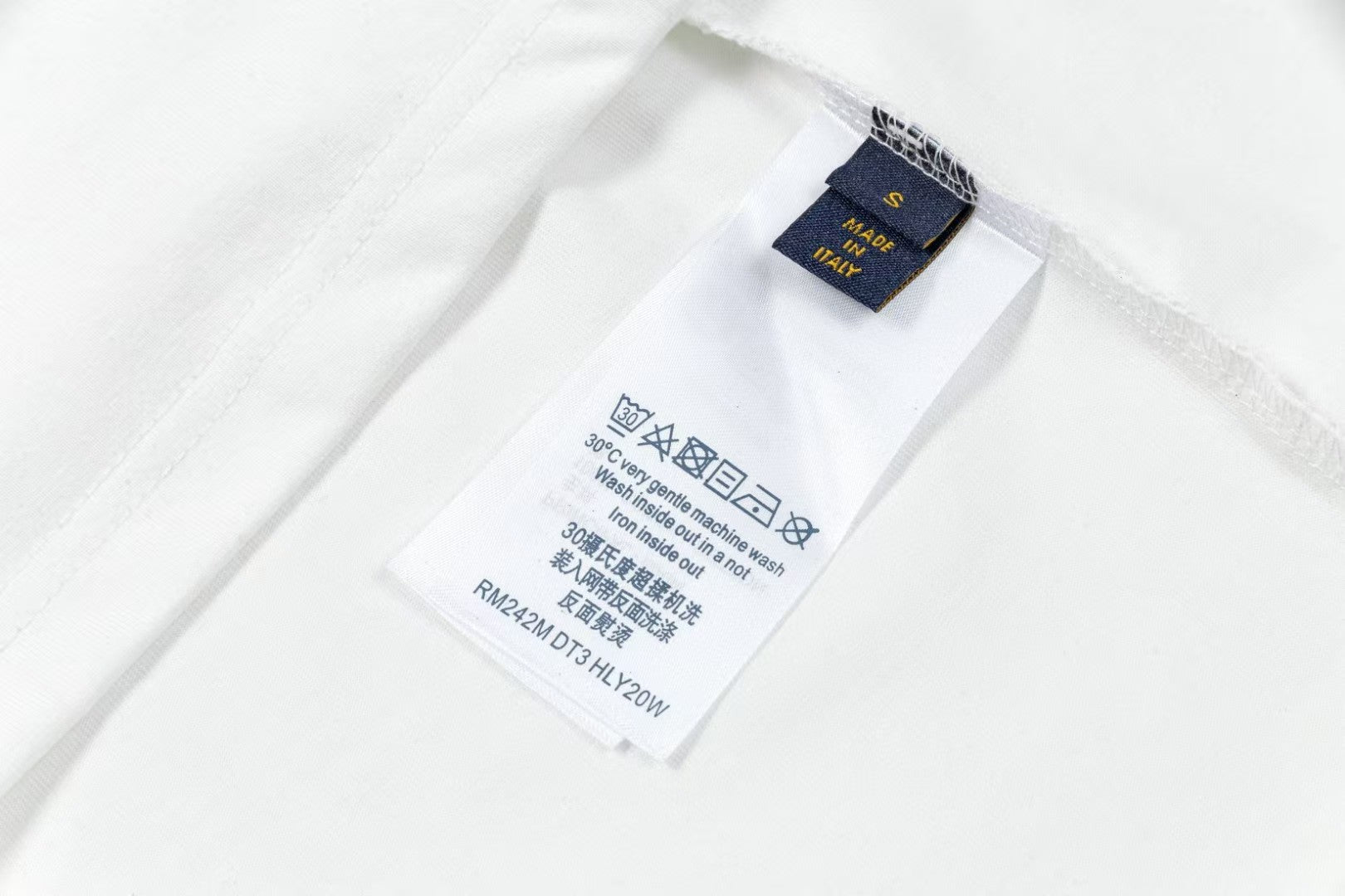 New Short Sleeve T-shirt with Color Bar