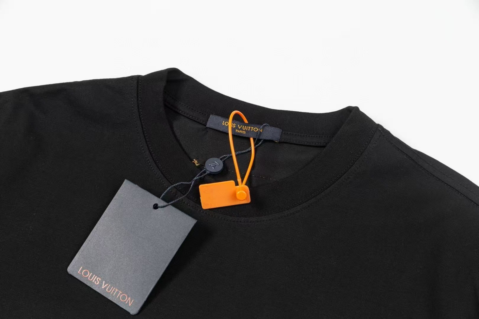 New Short Sleeve T-shirt with Color Bar