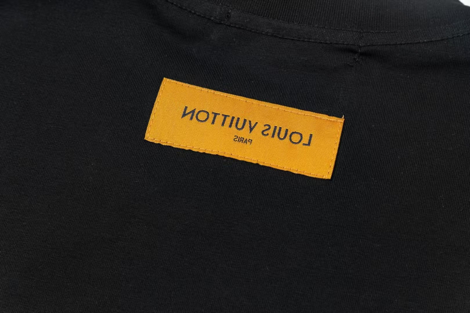 New Short Sleeve T-shirt with Color Bar