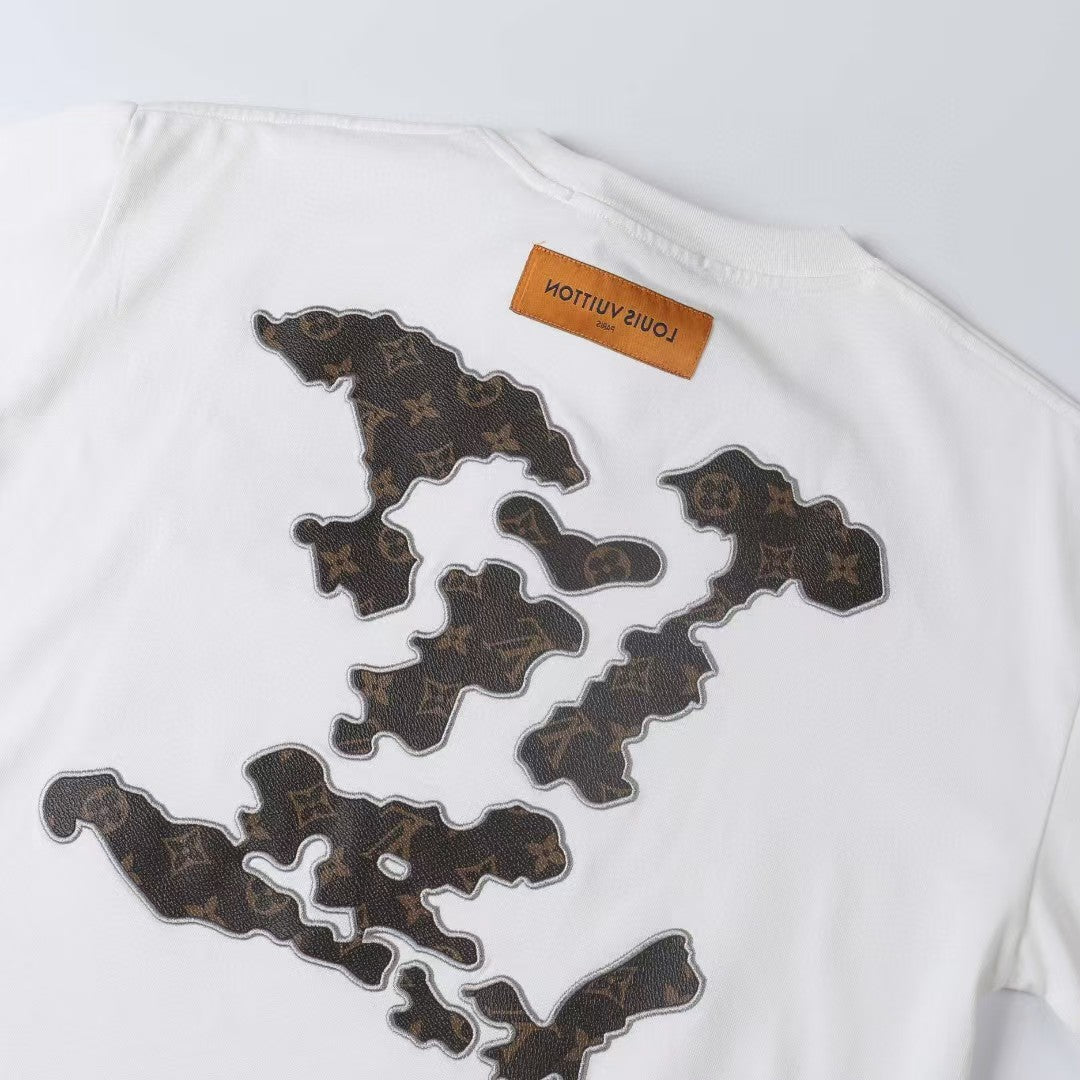 New embroidered short sleeved T-shirt
