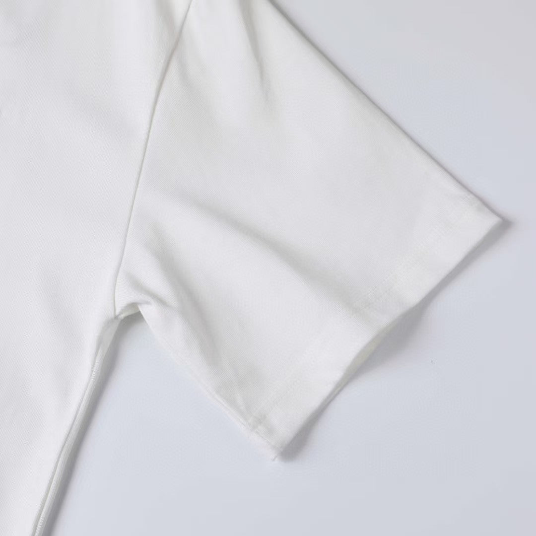 New embroidered short sleeved T-shirt