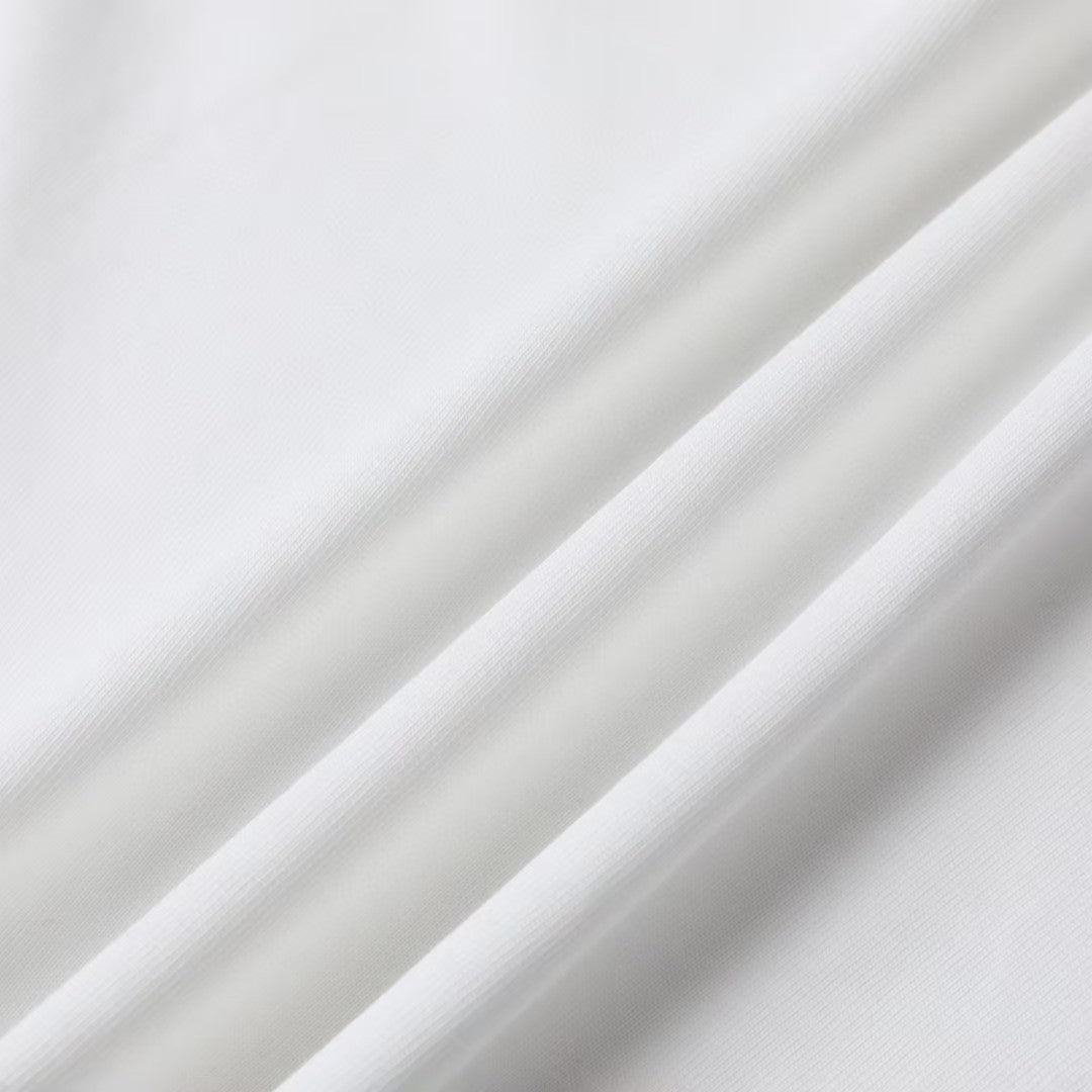 New embroidered short sleeved T-shirt