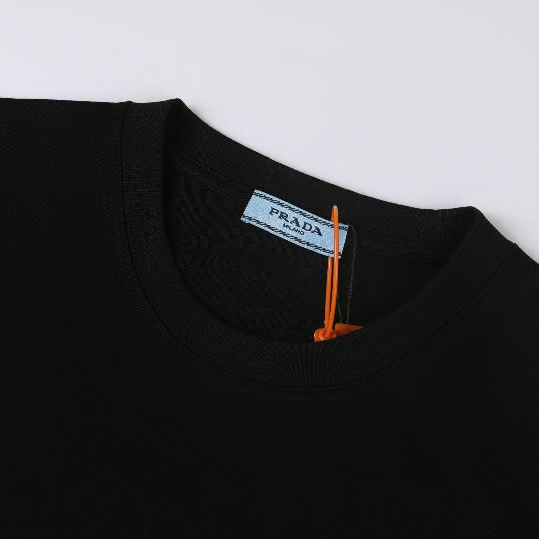 Spring and summer chest pocket short sleeved T-shirt
