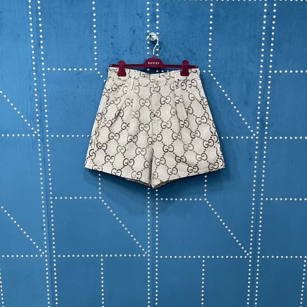 Wrinkled leather label jacquard shorts