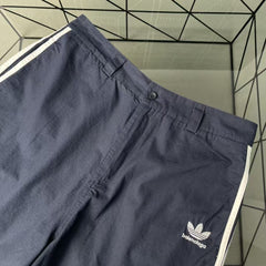 Embroidered three bar navy blue workwear shorts