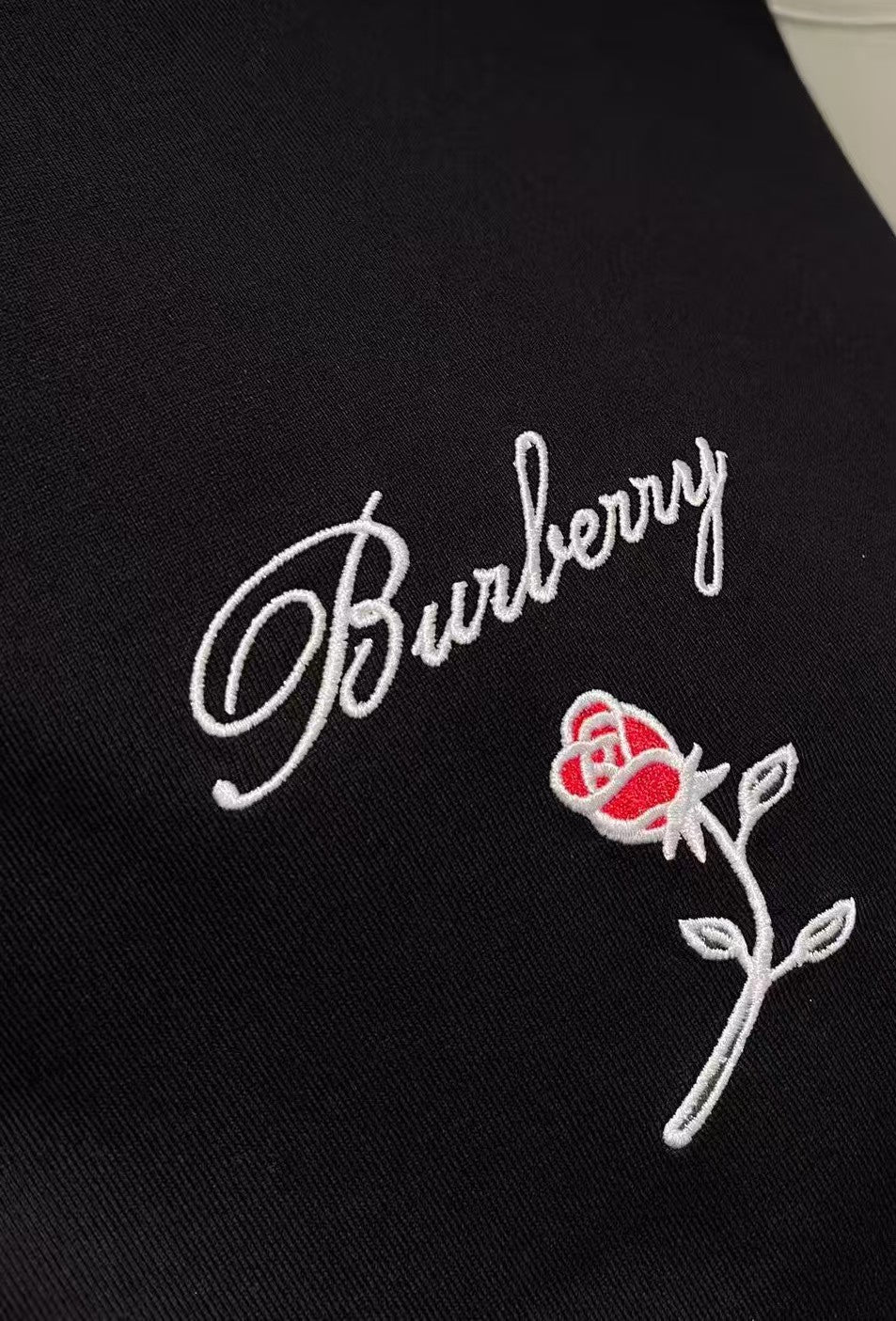 Men's embroidered short sleeved T-shirt