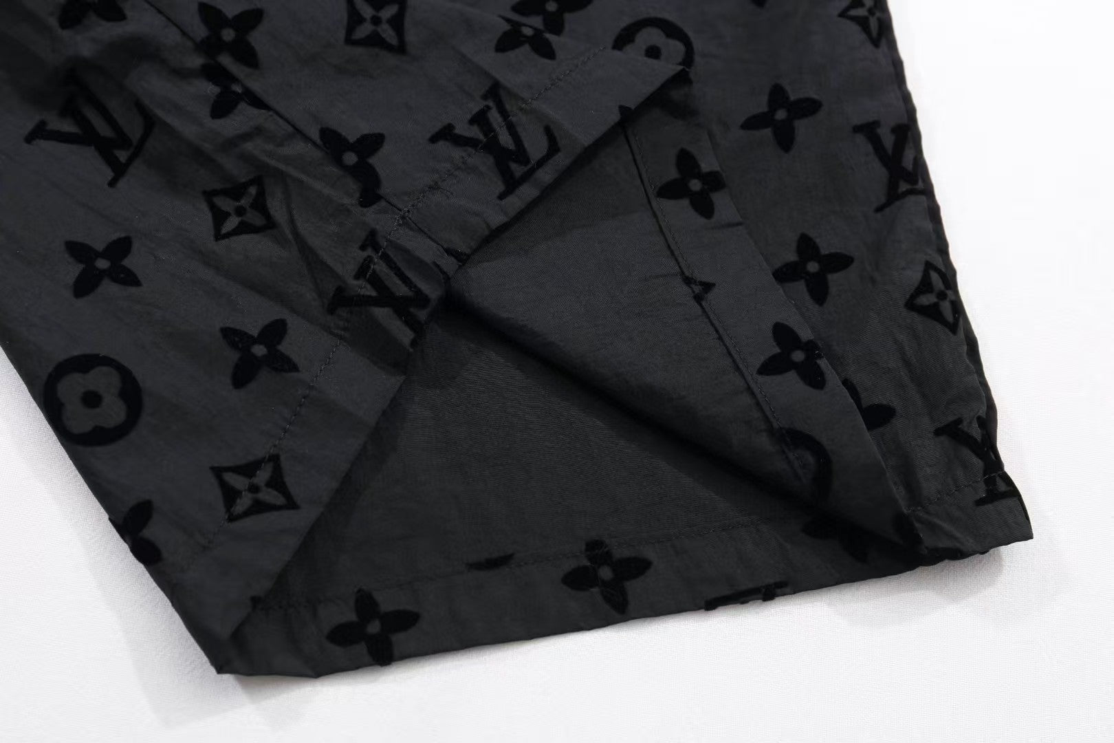 Fleece printed shorts