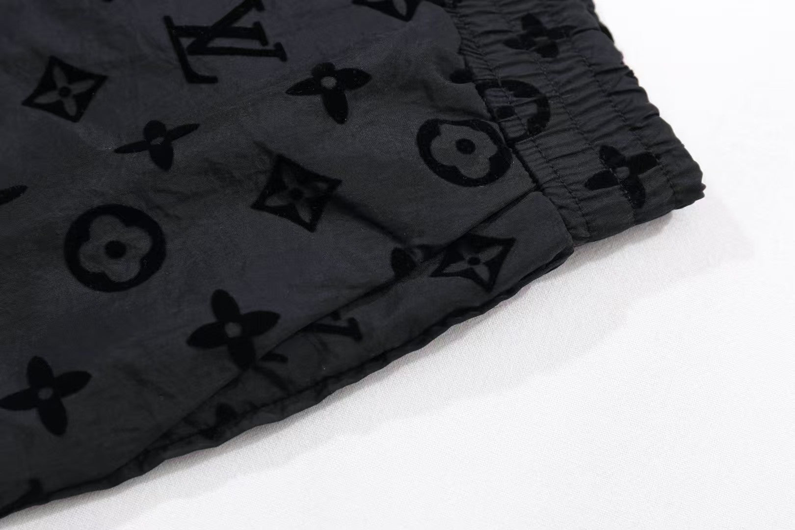 Fleece printed shorts