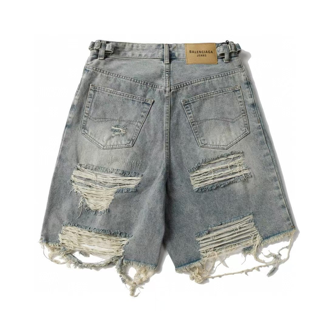 Wear out nostalgic denim shorts for both men and women