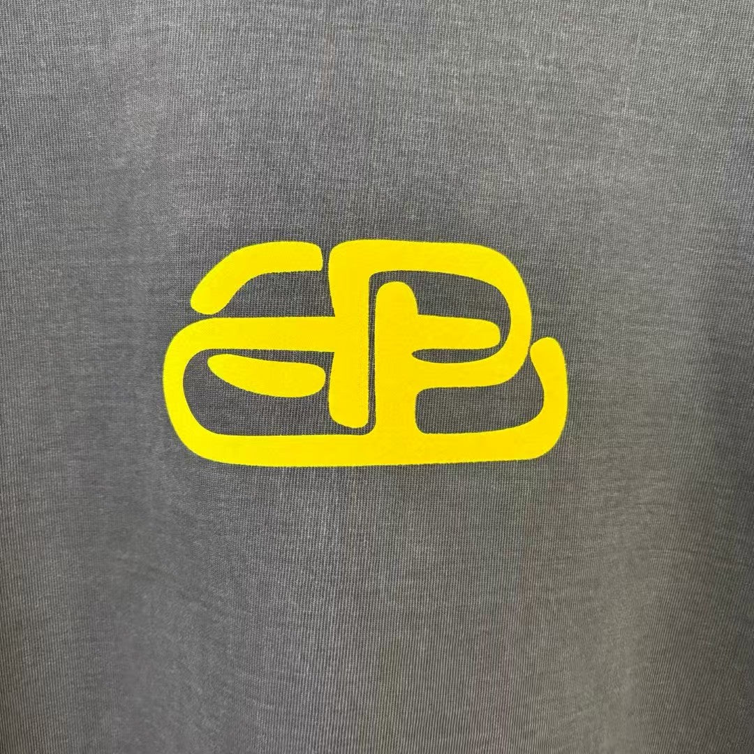 Men's round neck short sleeved T-shirt