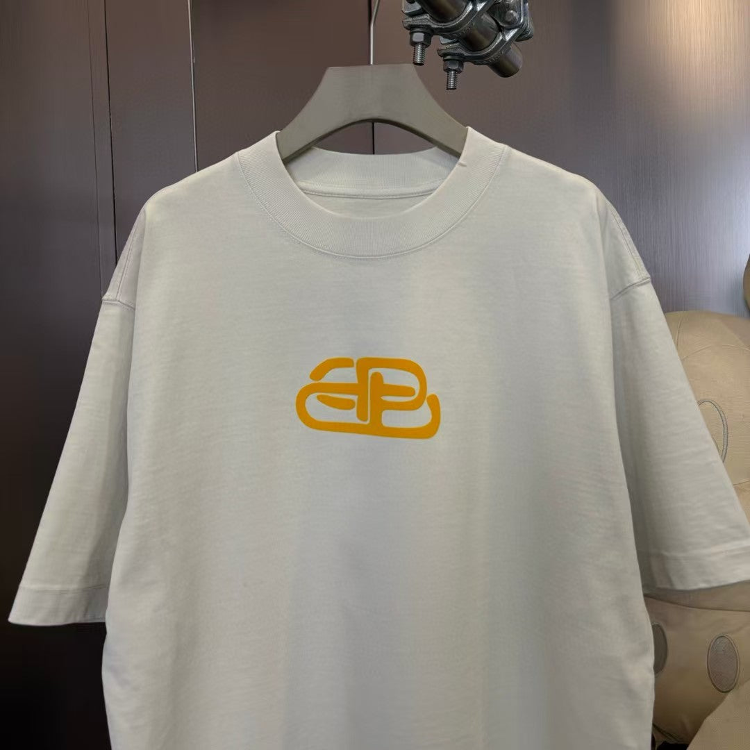 Men's round neck short sleeved T-shirt
