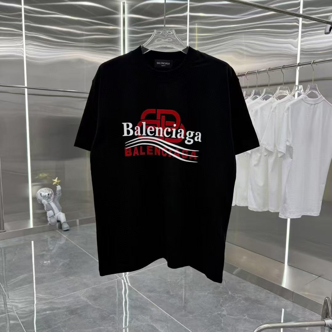 Men's round neck short sleeved T-shirt