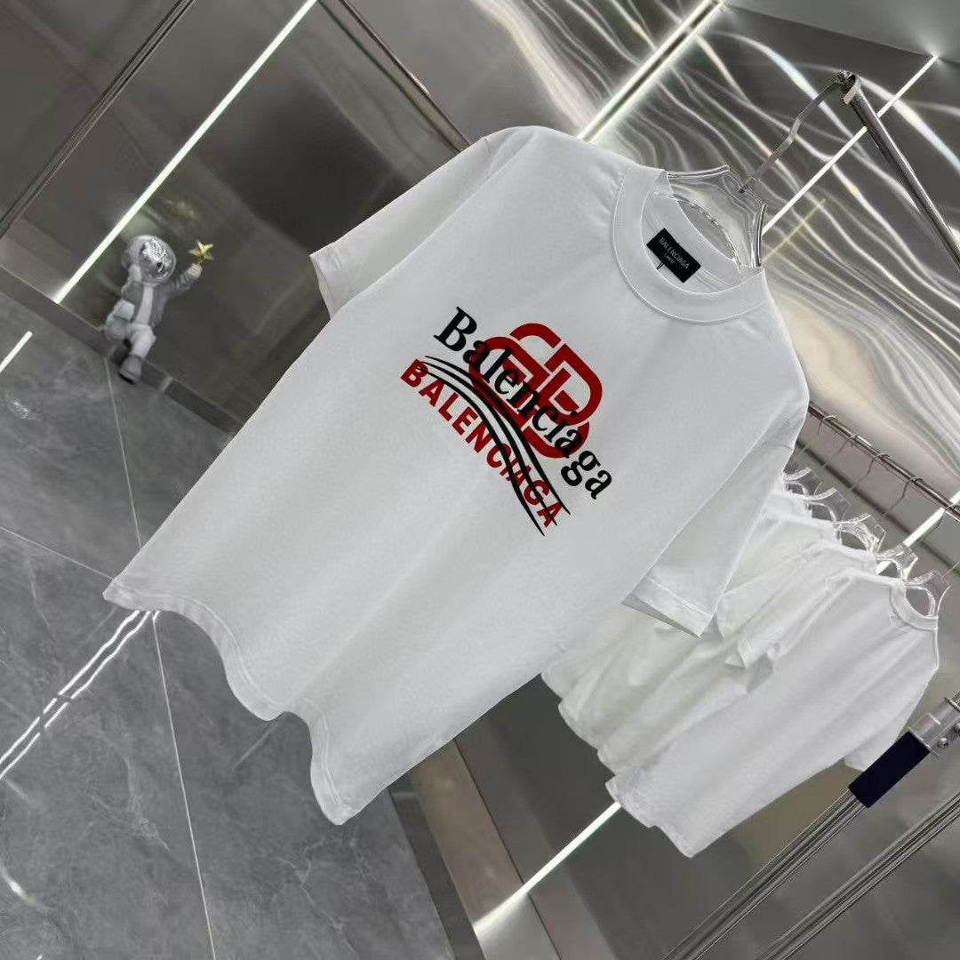 Men's round neck short sleeved T-shirt
