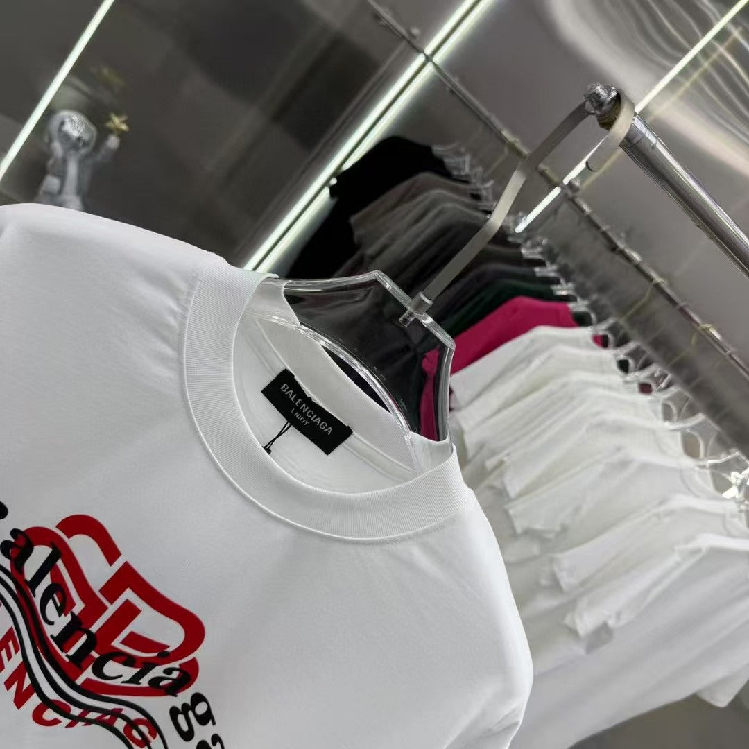 Men's round neck short sleeved T-shirt