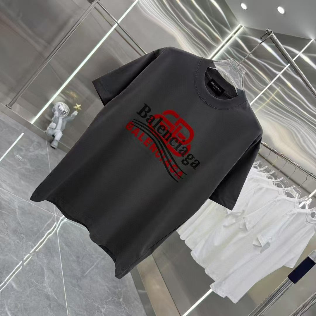 Men's round neck short sleeved T-shirt