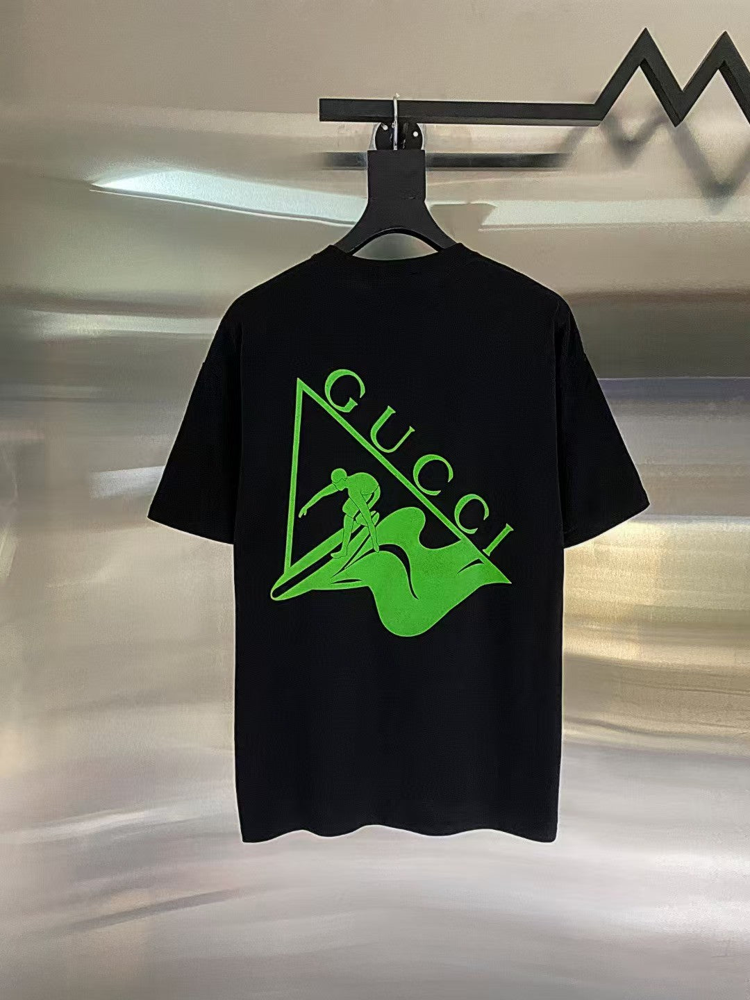 Men's round neck short sleeved T-shirt