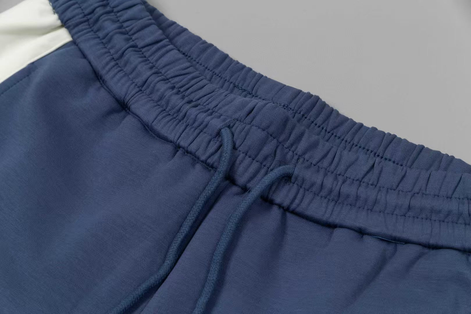 Men's spliced three-dimensional shorts