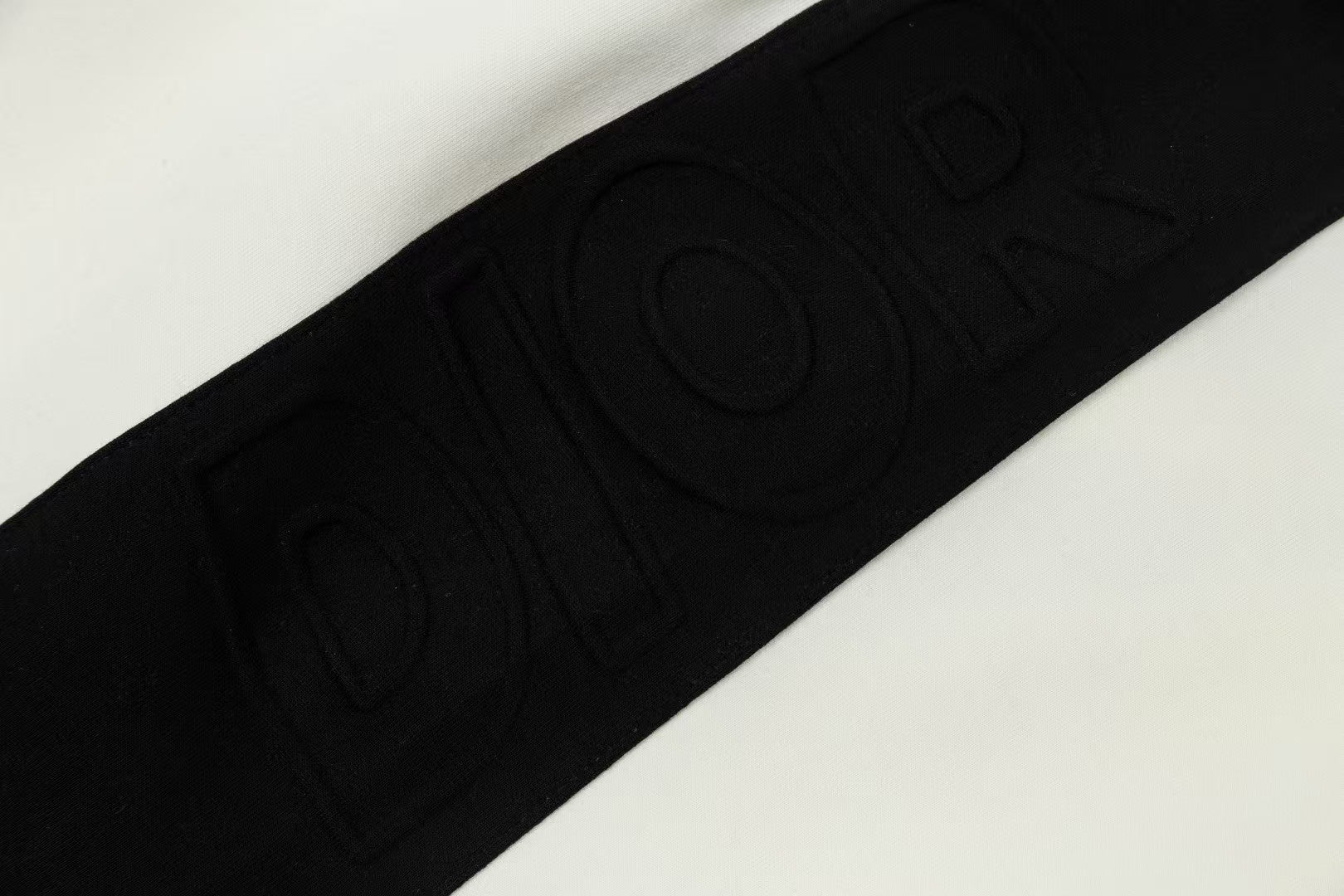 Men's spliced three-dimensional shorts