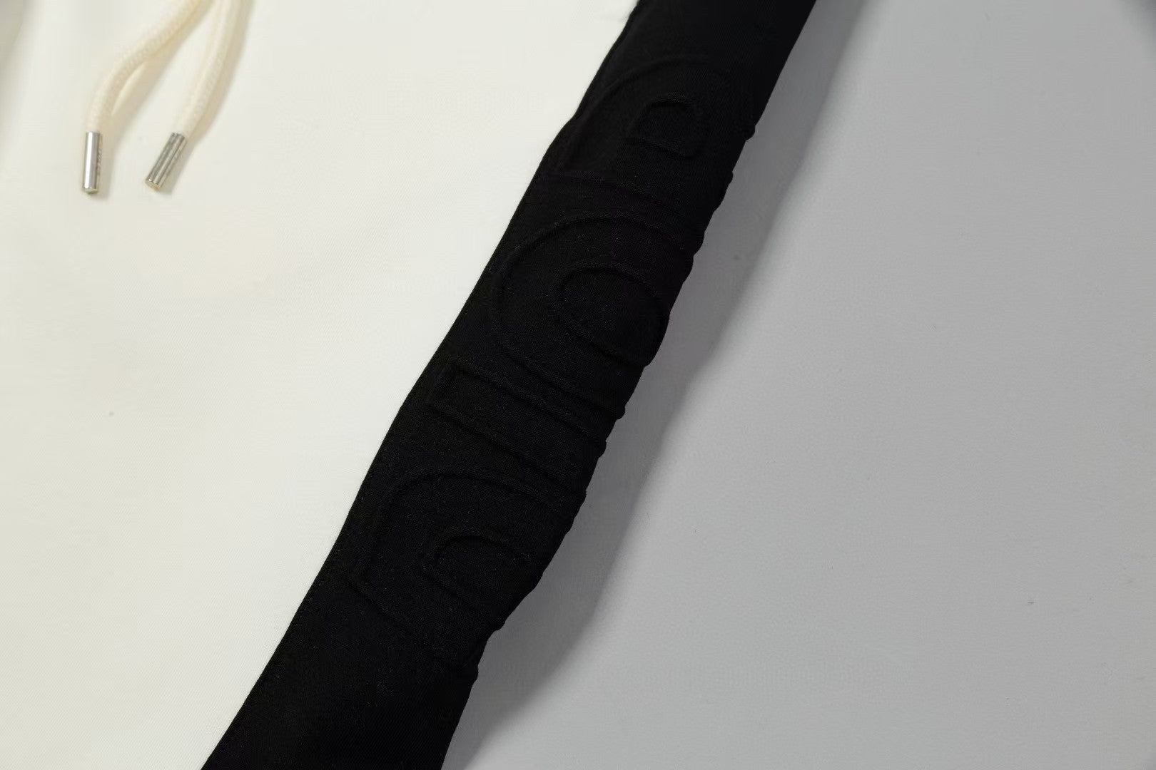 Men's spliced three-dimensional shorts
