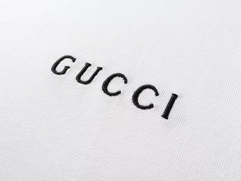 Men's round neck short sleeved T-shirt