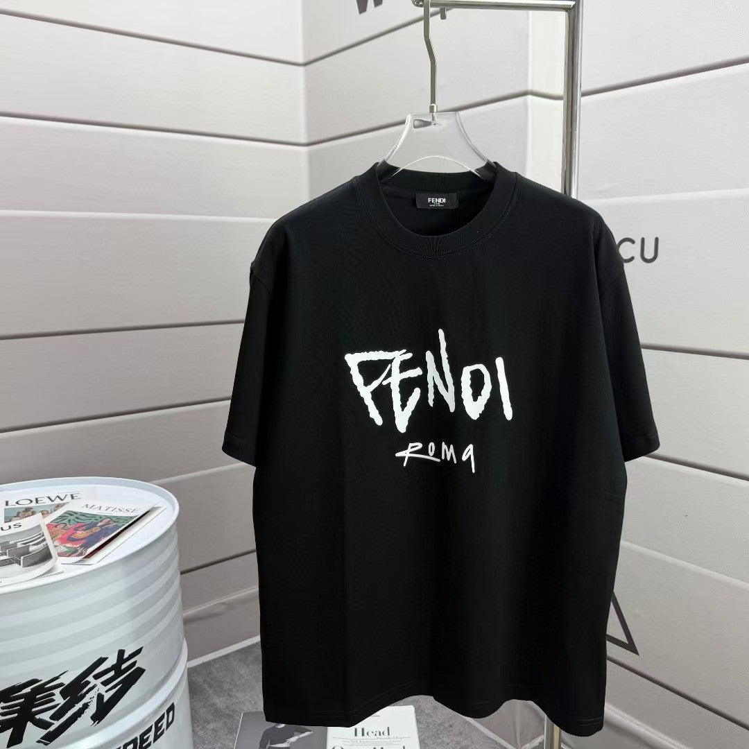 Men's round neck short sleeved T-shirt