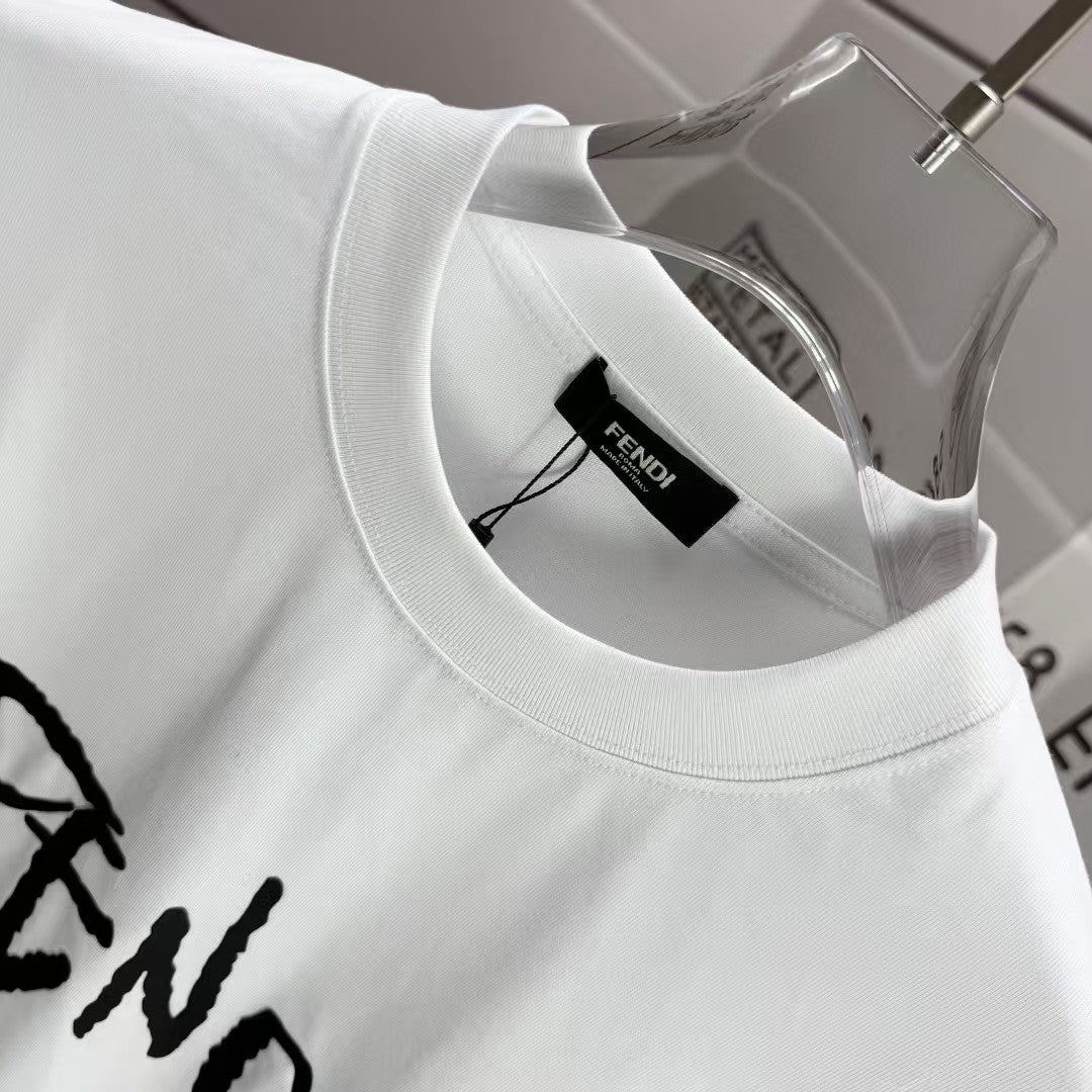Men's round neck short sleeved T-shirt