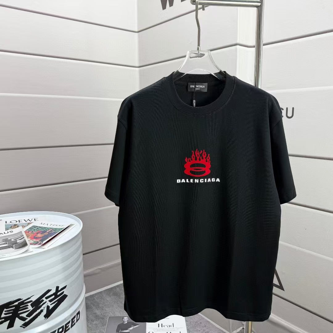Men's round neck short sleeved T-shirt